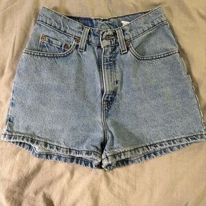 vintage levi shorts